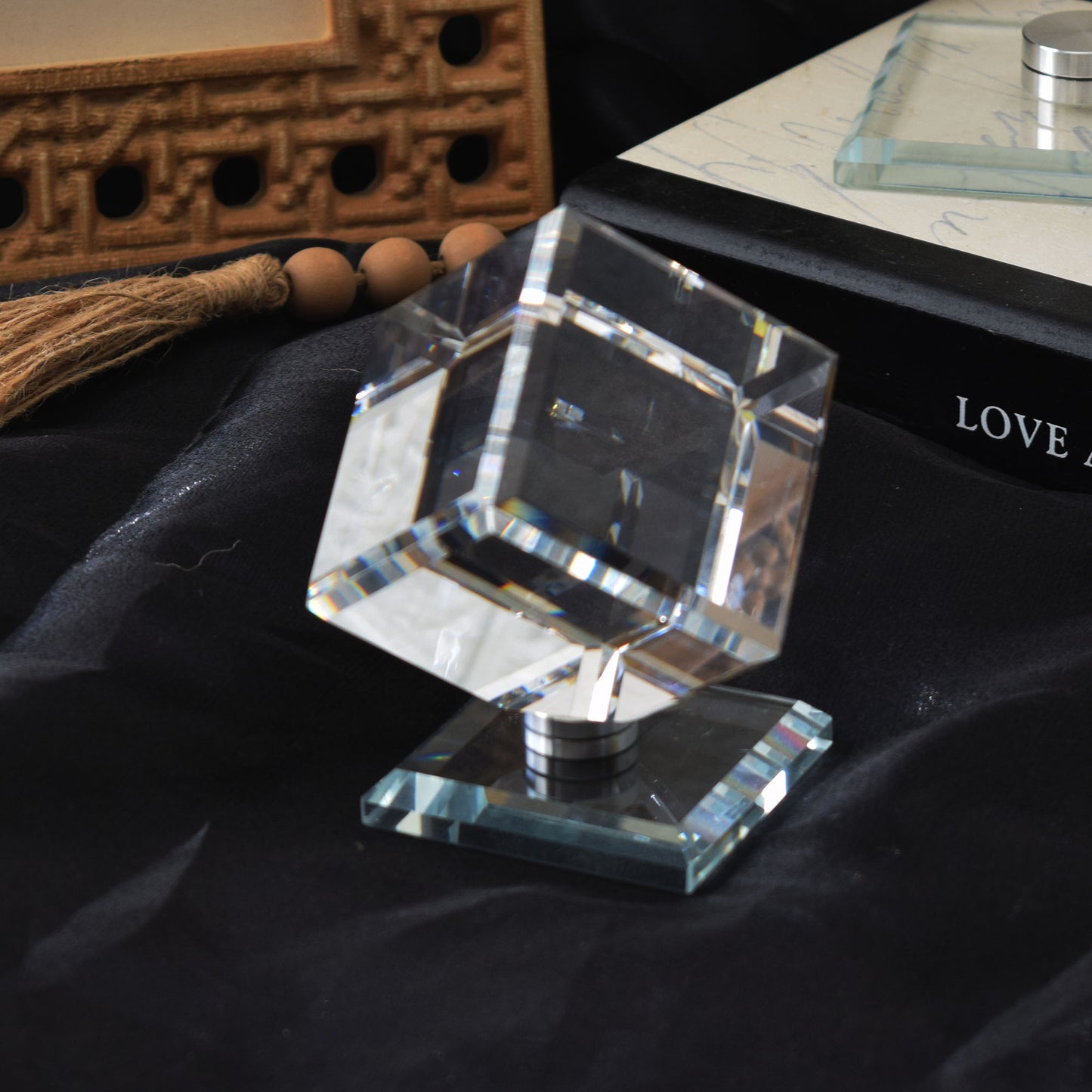 Rotating Crystal Cube — A Personalized Keepsake for Every Special Moment
