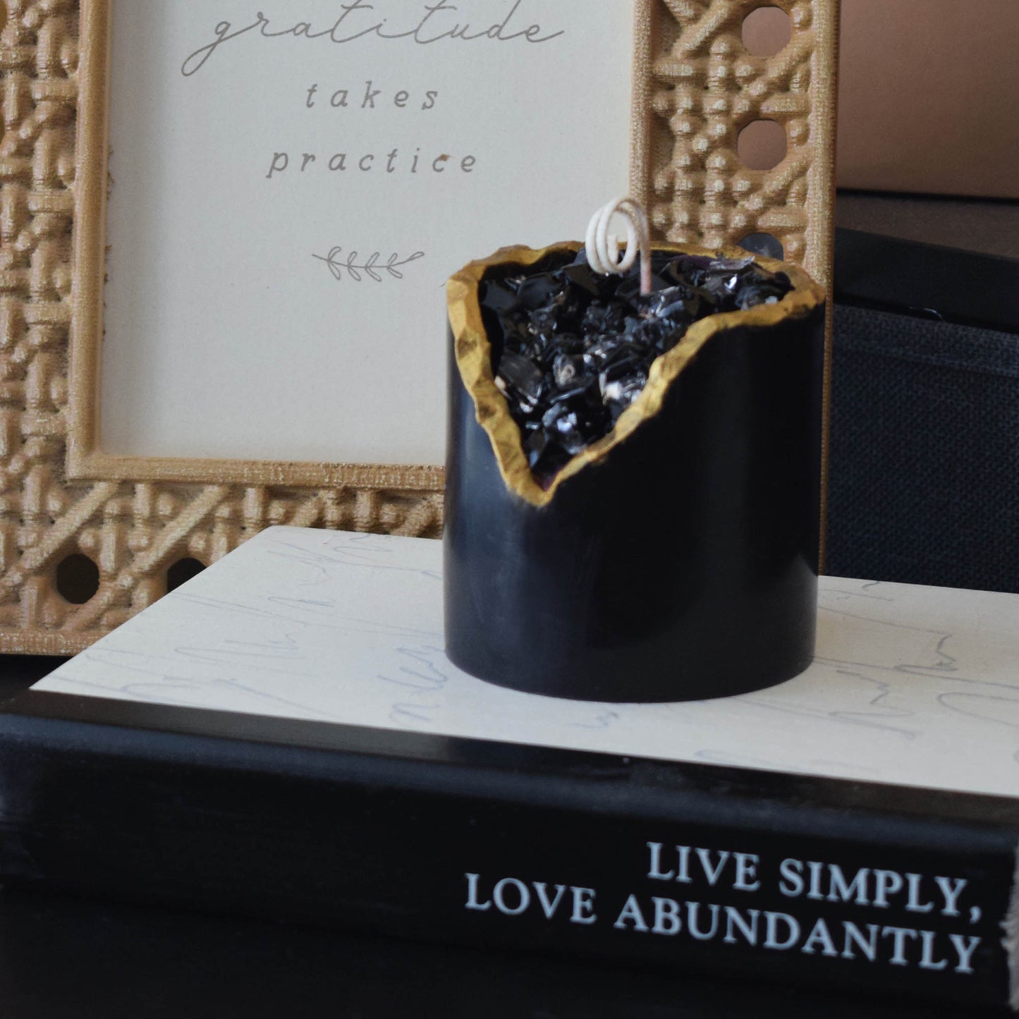 Halloween Black Crystal Candle – Glossy Geode Wax Candle, Gothic Spooky Gift