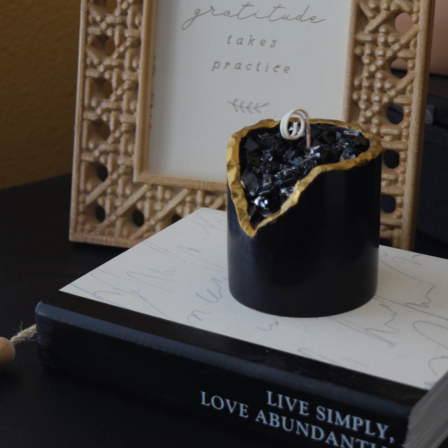 Halloween Black Crystal Candle – Glossy Geode Wax Candle, Gothic Spooky Gift